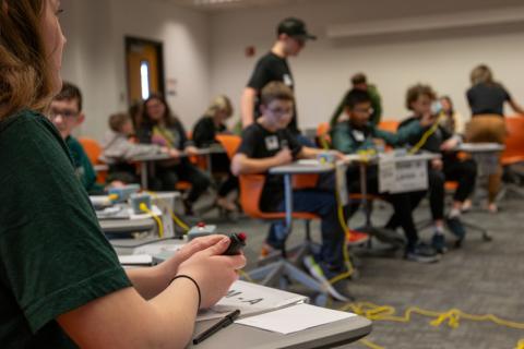 Students from 2024 Iowa Middle School Science Bowl.