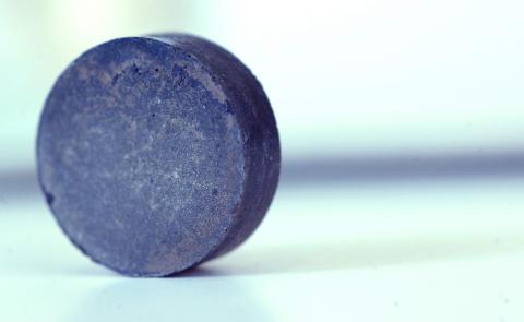 Photo of a magnet.