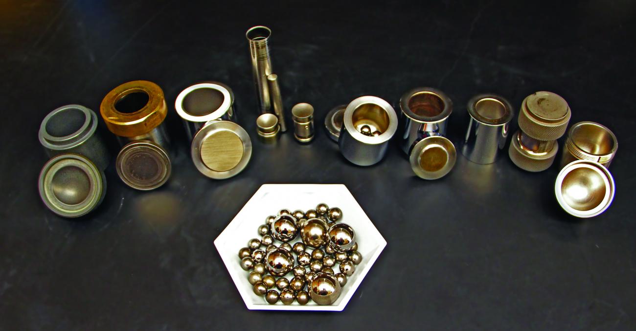 Ball milling canisters and stainless steel milling balls