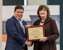 Orlando Rios receives distinguished inventor award